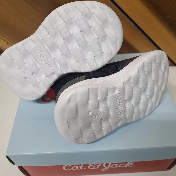 New! Cat & Jack Toddler Pull-On Sneakers Size 5 - Picture 4 of 4